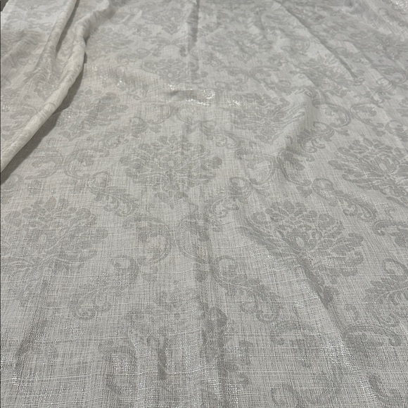 Set of 2 White Floral curtain panels. Sold together. 54x96 - Picture 3 of 7